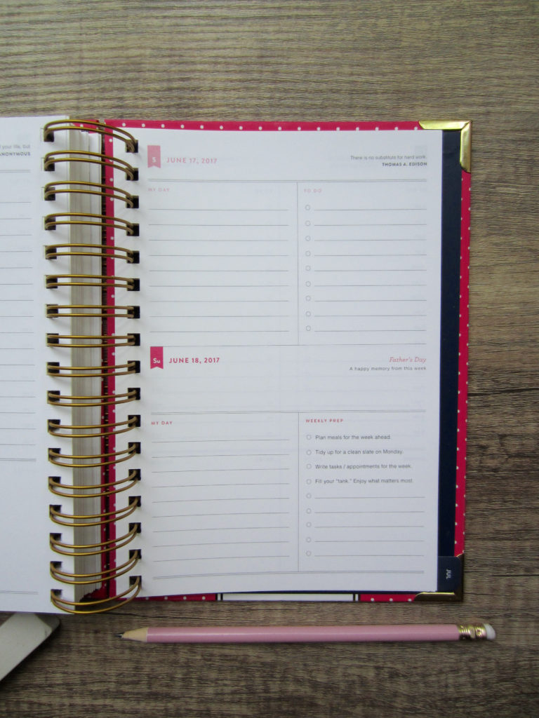 Simplified Planner Review | www.femmesociety.ca