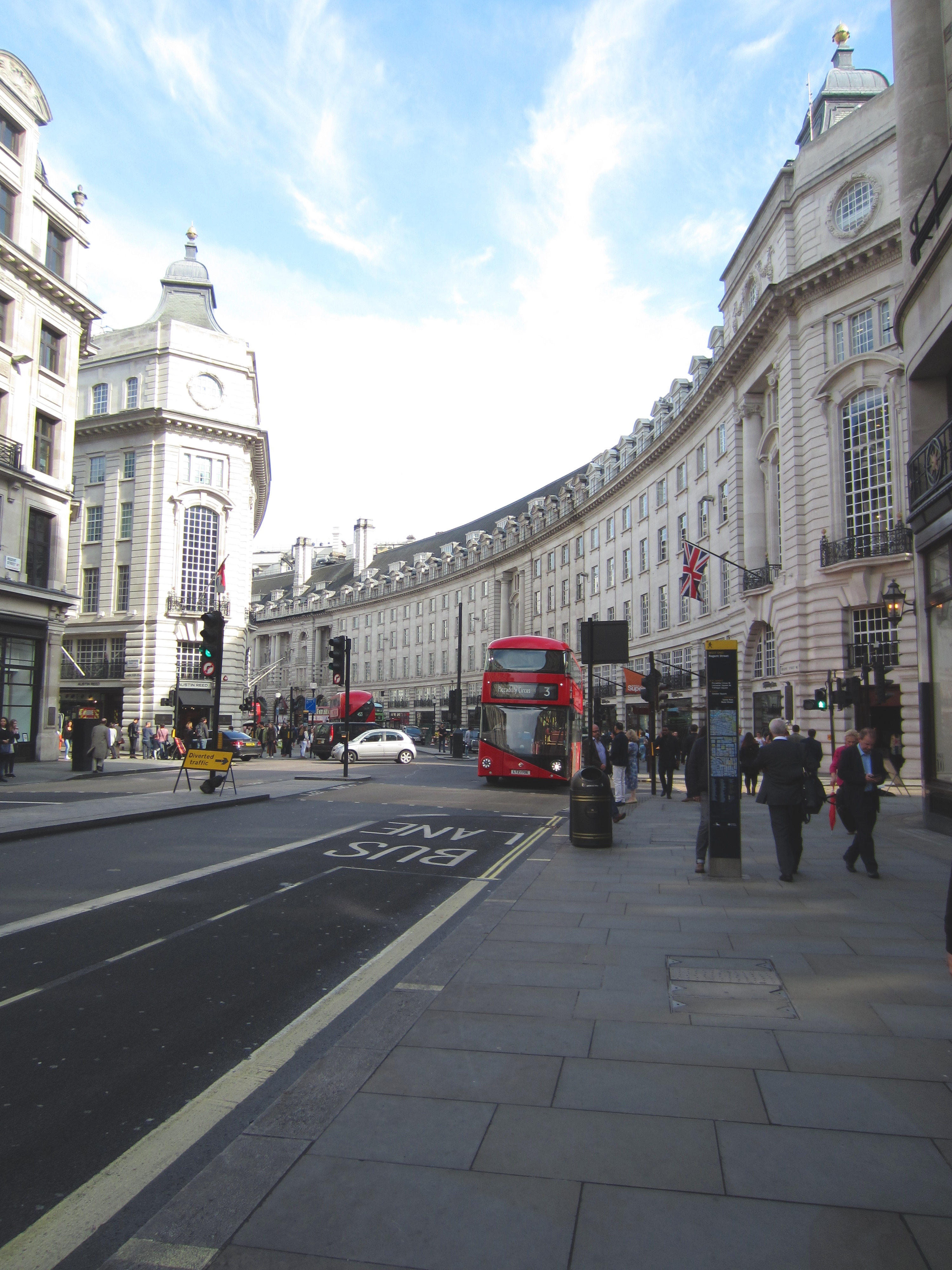 England Travel Diaries - Regent Street - www.femmesociety.ca